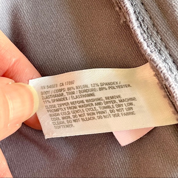 *SOLD* Gapfit Power Jacket Sunny Grey - Picture 12 of 13